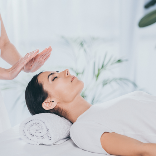 Reiki: A natural remedy for aches and pains